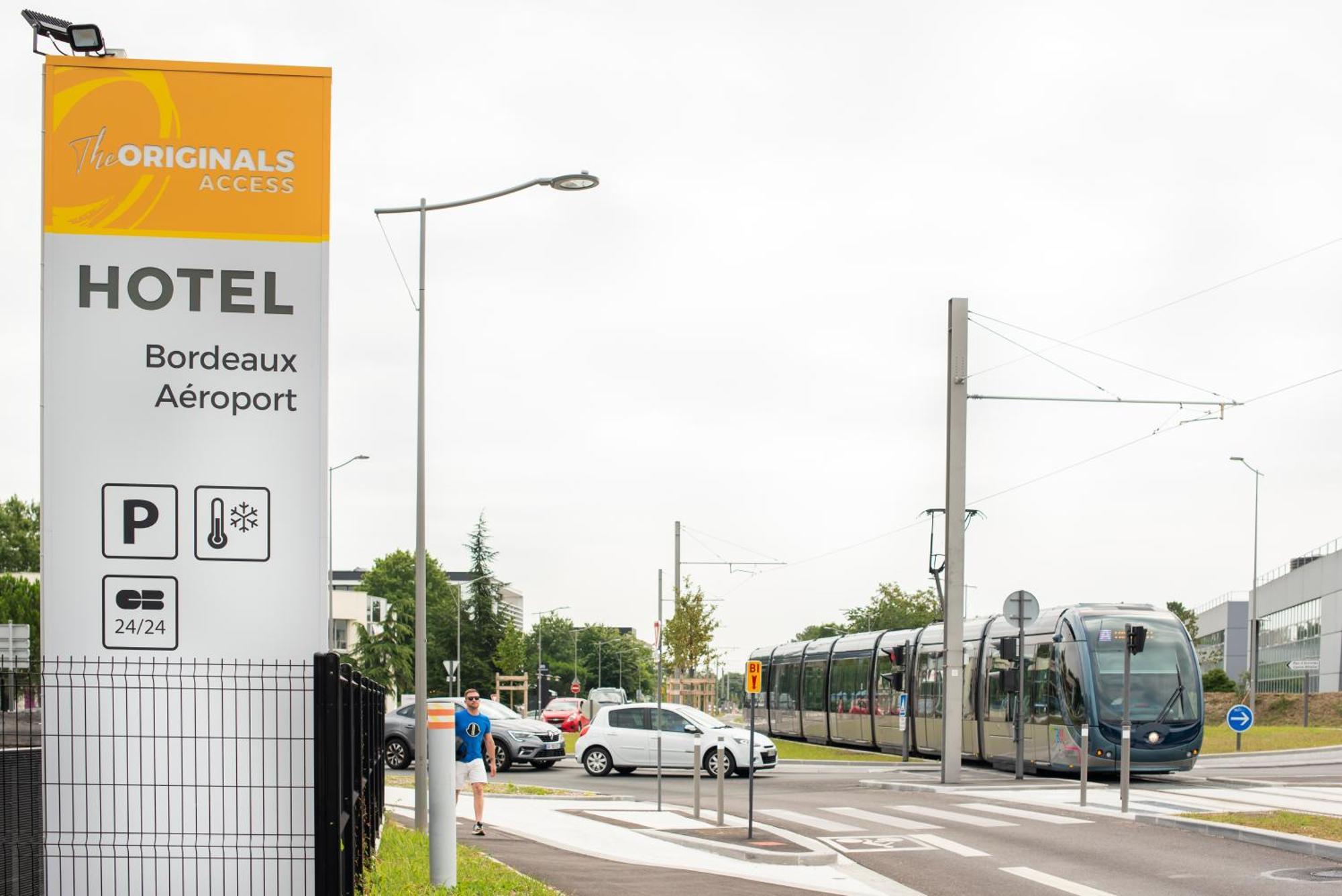 The Originals Access Hôtel Bordeaux Aéroport Mérignac Esterno foto